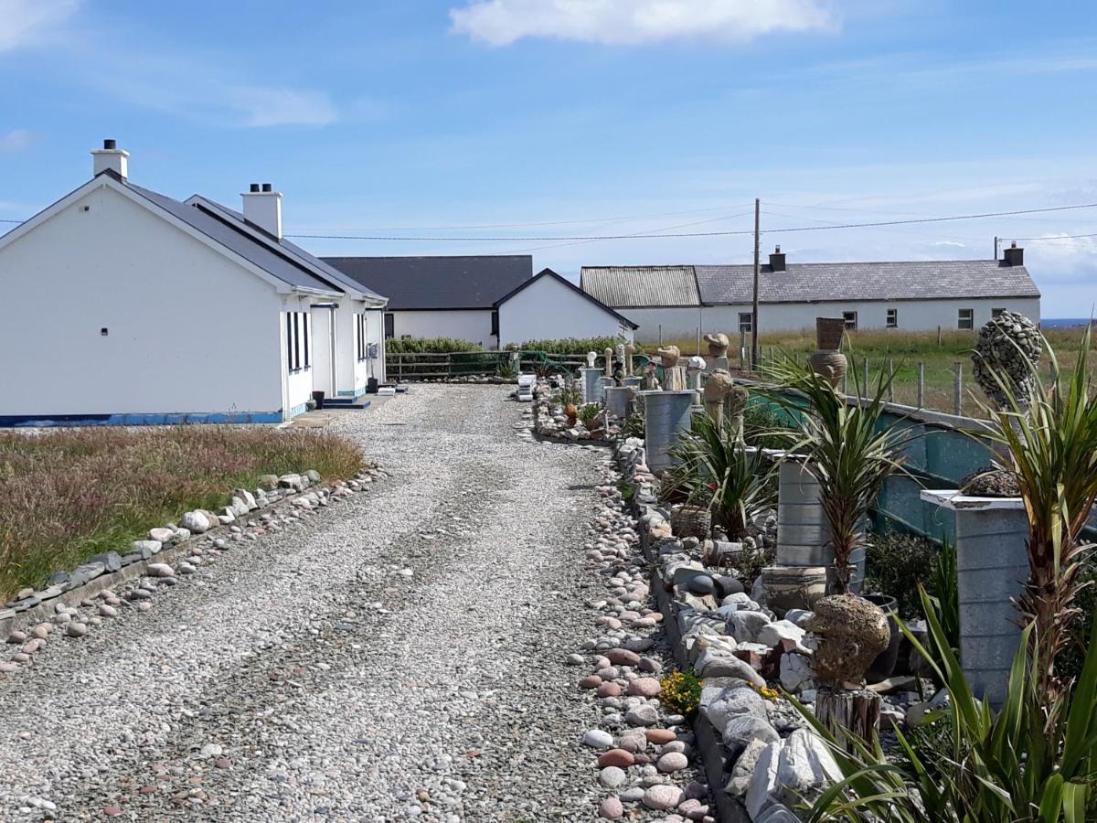 Malin Head Stay SolasTobann ArtHouse Room 1 Ensuite Exterior foto